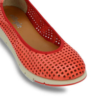 Load image into Gallery viewer, AEROPERF - Urban Collective Footwear