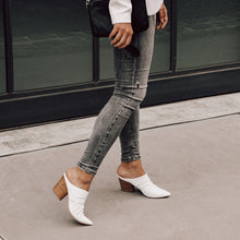 Load image into Gallery viewer, ALLI - Urban Collective Footwear