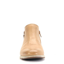 Load image into Gallery viewer, ARIAN-EFFEGIE - Urban Collective Footwear