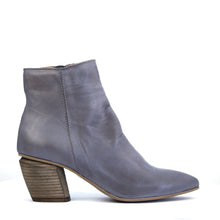 Load image into Gallery viewer, ATTICA - Urban Collective Footwear