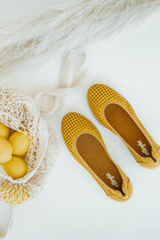 Load image into Gallery viewer, AEROPERF - Urban Collective Footwear
