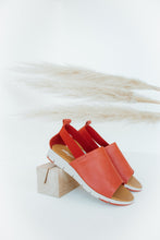 Load image into Gallery viewer, AERIS - Urban Collective Footwear
