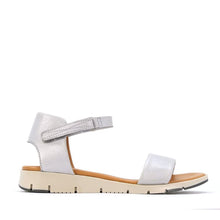 Load image into Gallery viewer, AERIA - Urban Collective Footwear
