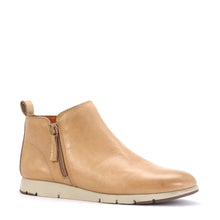 Load image into Gallery viewer, ARIAN-EFFEGIE - Urban Collective Footwear
