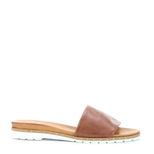 Load image into Gallery viewer, AID - Urban Collective Footwear
