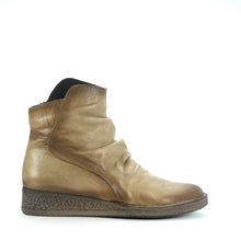 Load image into Gallery viewer, ARA - Urban Collective Footwear
