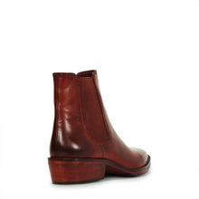 Load image into Gallery viewer, BOSS - Urban Collective Footwear
