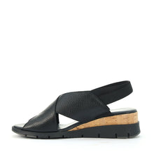 Load image into Gallery viewer, BASQUAIT - Urban Collective Footwear
