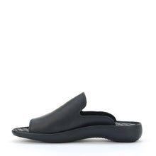 Load image into Gallery viewer, CATRIN - Urban Collective Footwear
