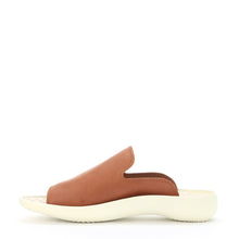 Load image into Gallery viewer, CATRIN - Urban Collective Footwear
