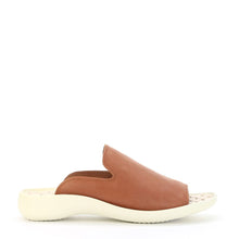 Load image into Gallery viewer, CATRIN - Urban Collective Footwear
